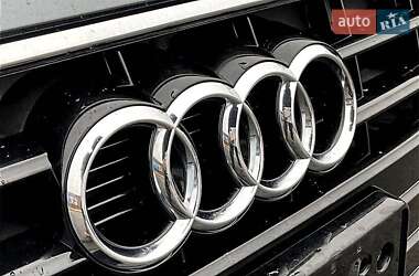Седан Audi A4 2015 в 