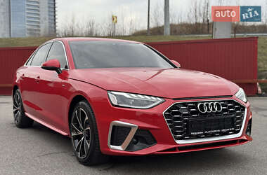 Седан Audi A4 2020 в 