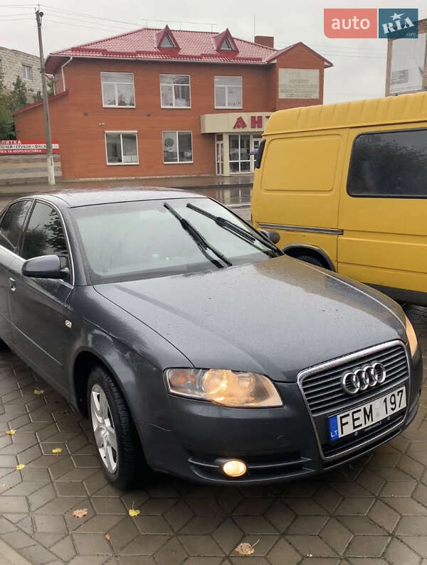 Седан Audi A4 2006 в Ровно