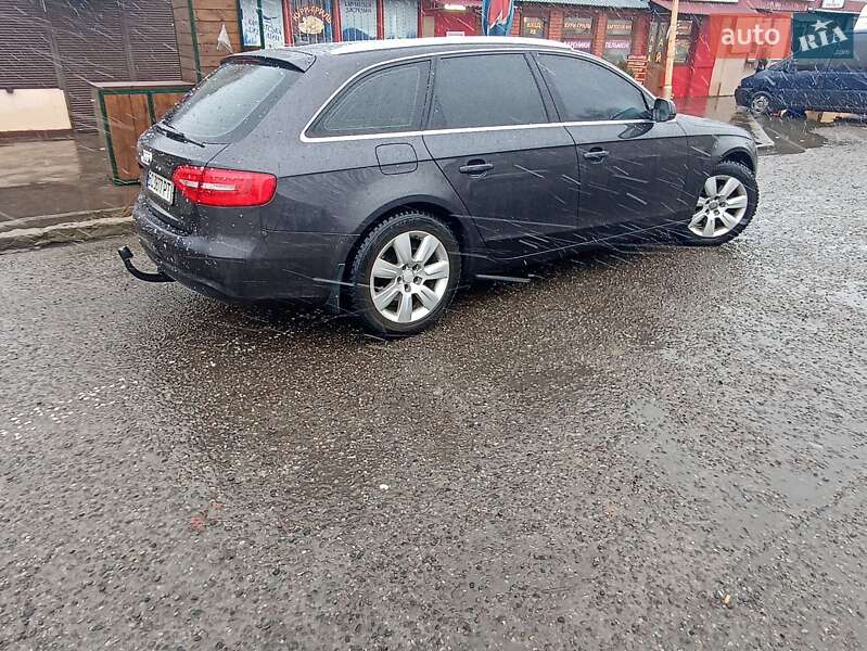 Универсал Audi A4 2012 в Сколе