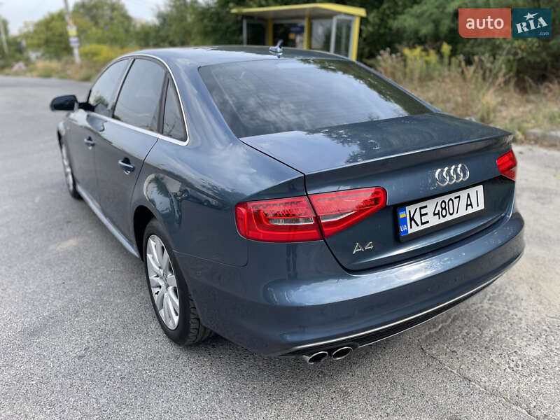 Седан Audi A4 2015 в Днепре