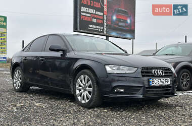 Седан Audi A4 2013 в Львові