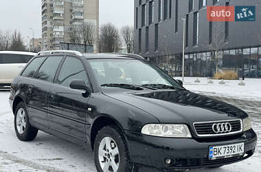 Універсал Audi A4 2000 в Рівному