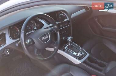 Седан Audi A4 2015 в 