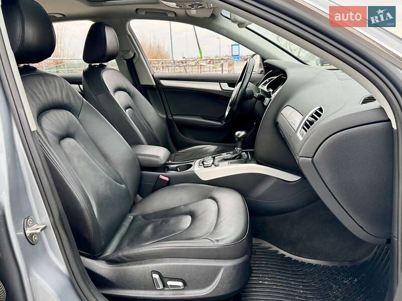 Седан Audi A4 2014 в Киеве