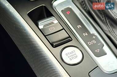 Седан Audi A4 2014 в 