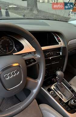 Седан Audi A4 2011 в 
