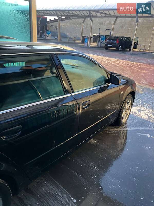 Универсал Audi A4 2004 в Ровно