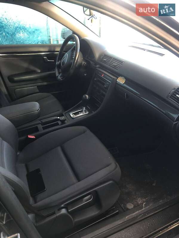 Универсал Audi A4 2004 в Ровно