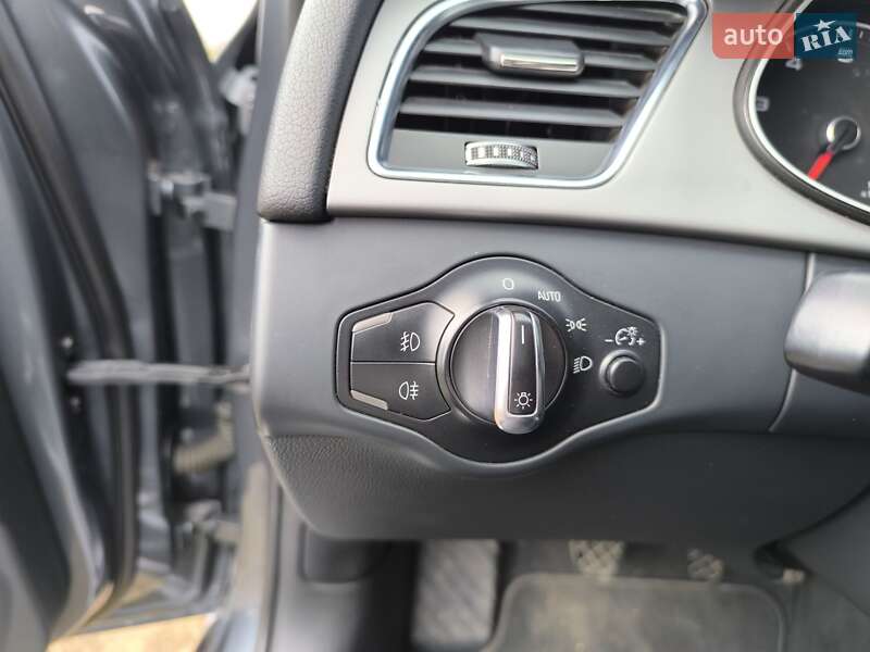 Седан Audi A4 2012 в Кривому Розі