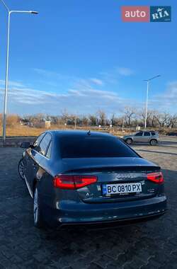 Седан Audi A4 2014 в Стрые