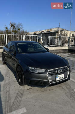 Седан Audi A4 2017 в 