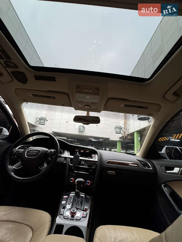 Седан Audi A4 2013 в Киеве