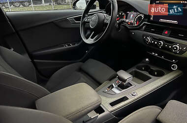 Универсал Audi A4 2019 в 