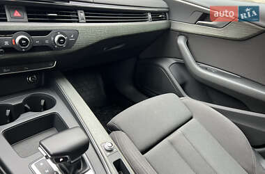 Универсал Audi A4 2019 в 