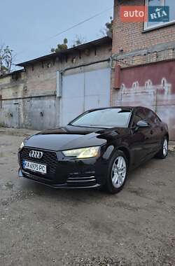 Седан Audi A4 2016 в Киеве