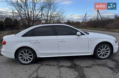 Седан Audi A4 2014 в Полтаві