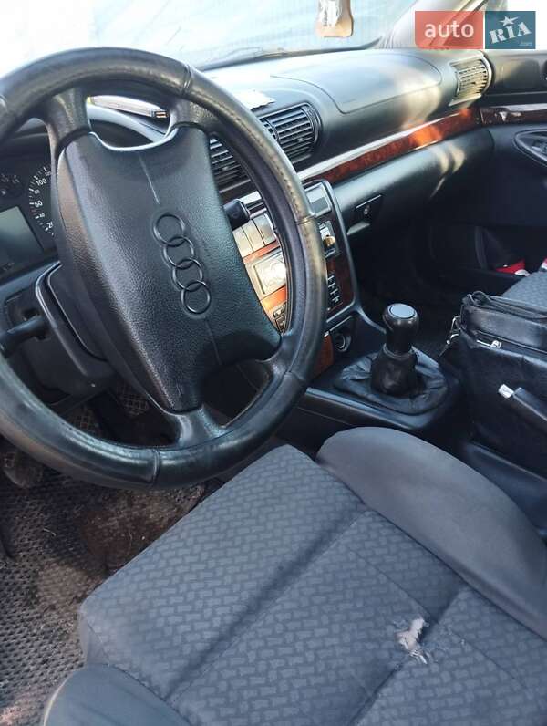 Універсал Audi A4 1997 в Калинівці