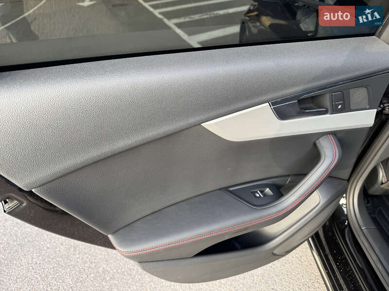 Седан Audi A4 2020 в Киеве