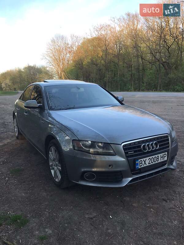 Седан Audi A4 2011 в 