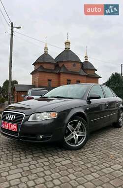 Седан Audi A4 2006 в Городку