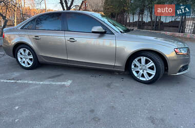 Седан Audi A4 2011 в Києві