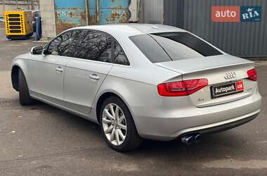 Седан Audi A4 2012 в 
