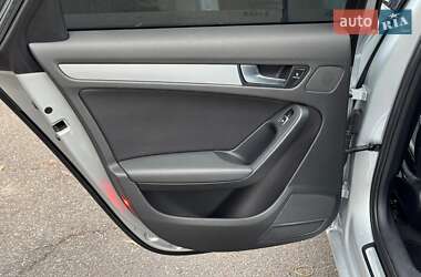 Седан Audi A4 2012 в 
