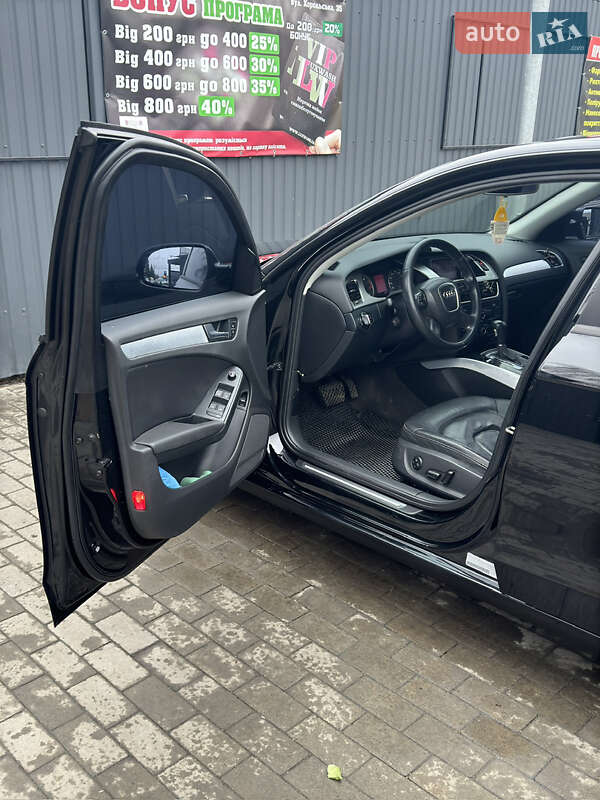 Седан Audi A4 2011 в Миргороде
