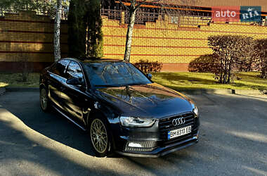 Седан Audi A4 2013 в Киеве