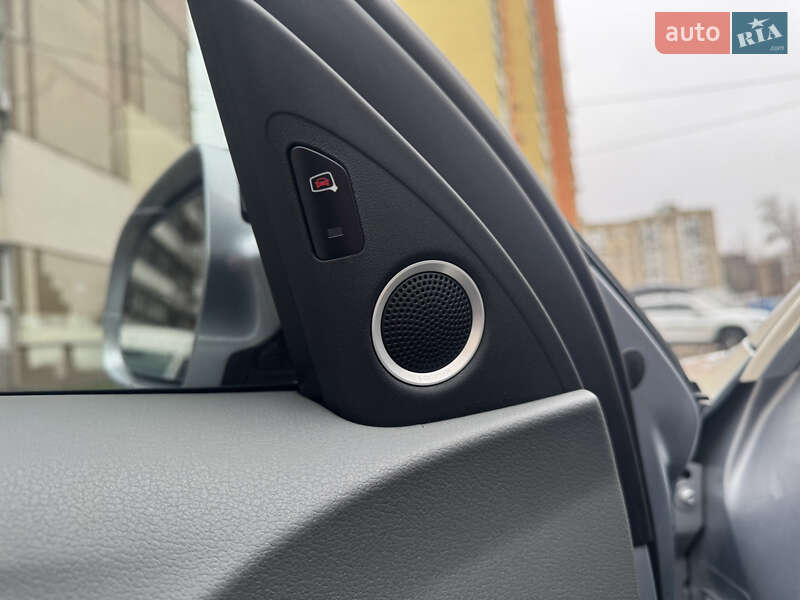 Седан Audi A4 2015 в Києві