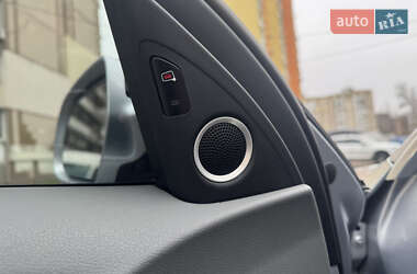 Седан Audi A4 2015 в 