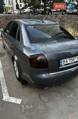 Седан Audi A4 2002 в Києві