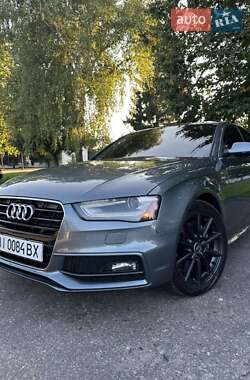 Седан Audi A4 2014 в Львові