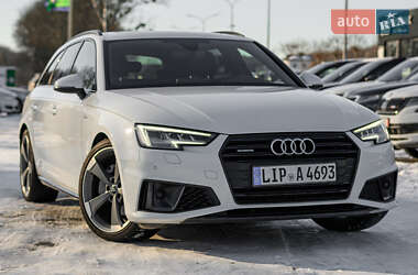 Универсал Audi A4 2019 в 