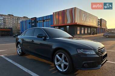 Седан Audi A4 2010 в Кривому Розі