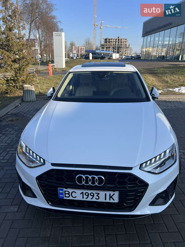 Седан Audi A4 2020 в Львове