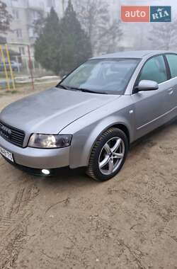 Седан Audi A4 2002 в 