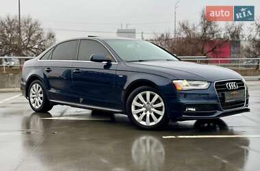 Седан Audi A4 2014 в Киеве