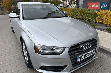 Седан Audi A4 2012 в 