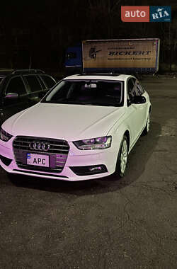 Audi A4 2014