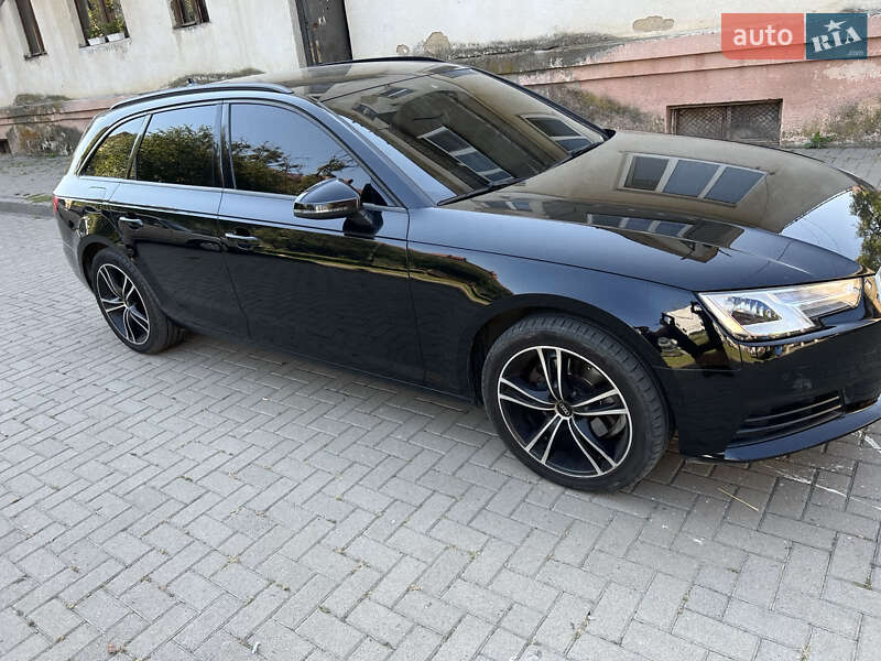 Універсал Audi A4 2017 в Ужгороді