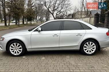 Седан Audi A4 2009 в Рівному