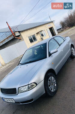 Седан Audi A4 1998 в Тернополі