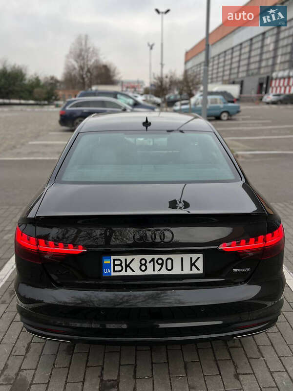 Седан Audi A4 2022 в Киеве фото 5 Седан Audi A4 2022 в Киеве