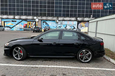 Седан Audi A4 2022 в Києві