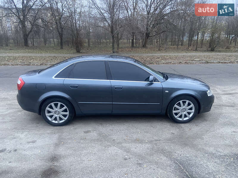 Седан Audi A4 2001 в Желтых Водах