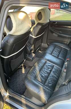 Седан Audi A4 2000 в 
