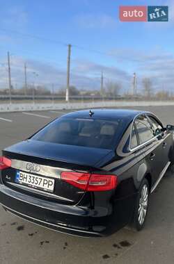 Седан Audi A4 2014 в 
