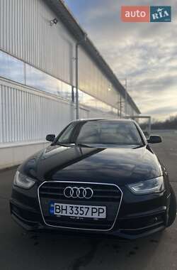 Седан Audi A4 2014 в 